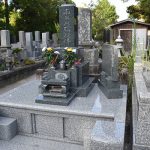 館山市　高級石材を使用した墓石が完成しました。